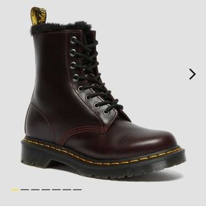 Womens Dr Marten Serena Faux Fur Lined Boots in Oxblood